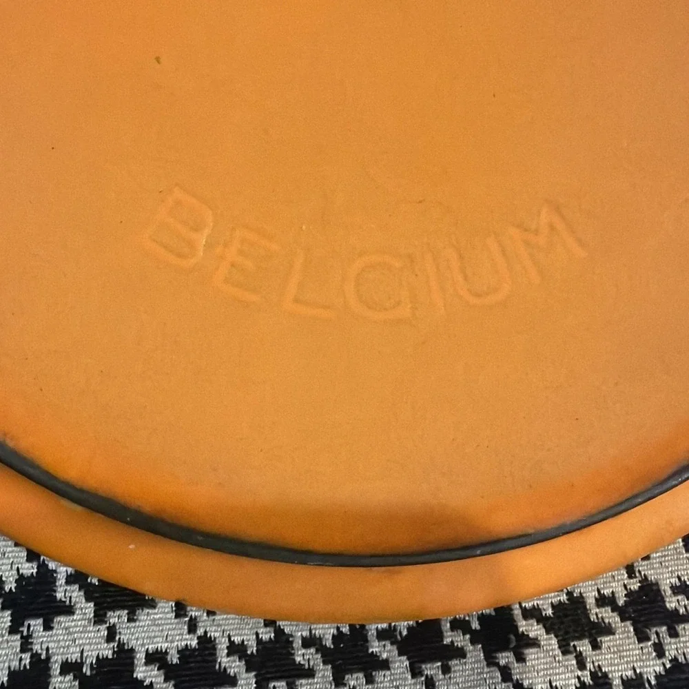 Vintage Descoware Flame Ombre Orange Enameled Cast Iron Saucepan w/‎ Lid FE 18